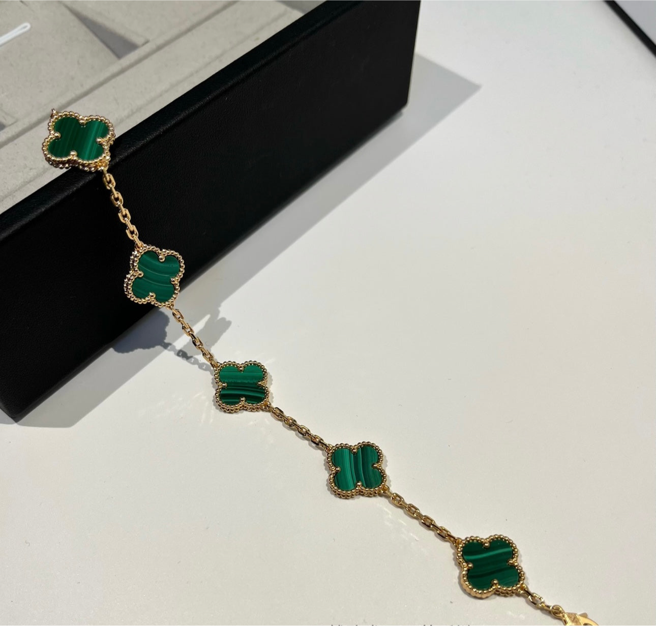 VAN C. EMERALD BRACELET